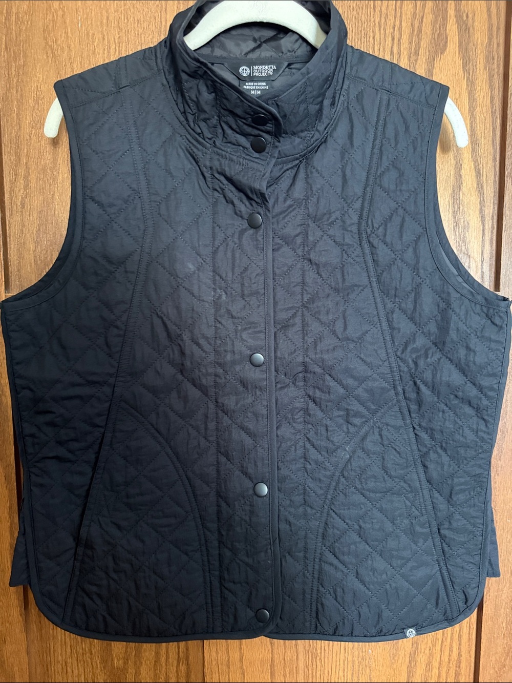 Mondetta Black Quilted Sleeveless Vest